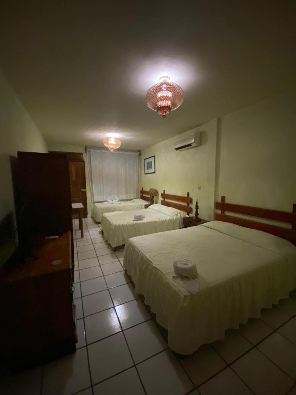 Nakum Hotel ฟลอเรส ภายนอก รูปภาพ